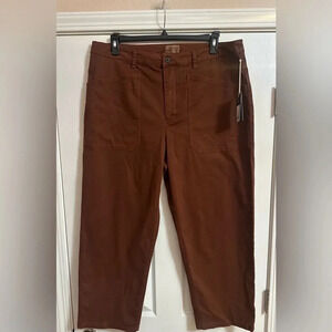 NWT- Plus Size Juniors Universal Thread Brown Cotton Blend Cropped Pants Size 17